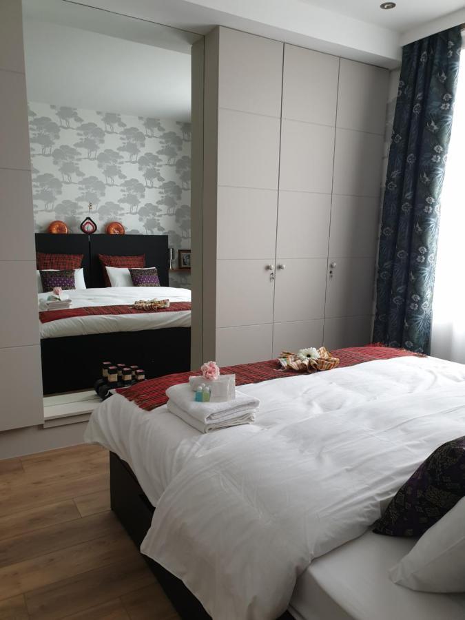 Baan Siam Hotel บรูจส์ ภายนอก รูปภาพ
